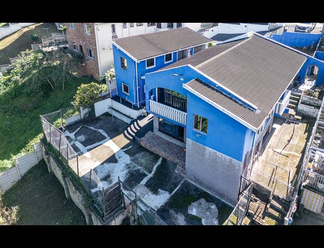 5 BEDROOM HOUSE FOR SALE IN RESERVOIR HILLS